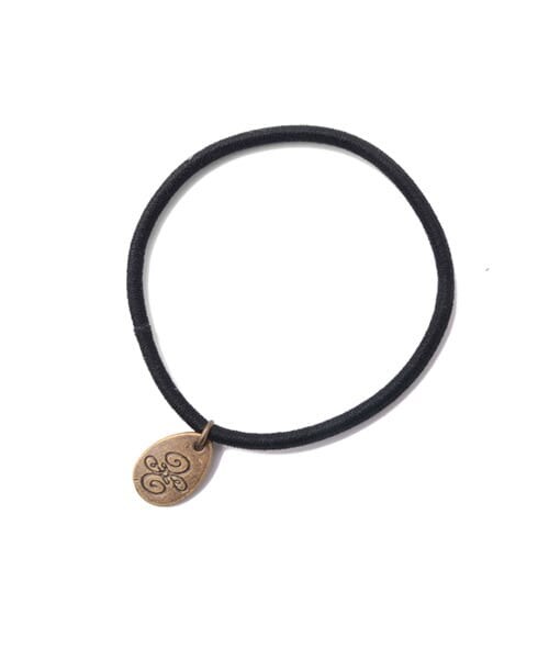 URBAN RESEARCH（アーバンリサーチ）の「EMO ease  ポップコーンシュシュ バングル＆ヘアゴム（ヘアゴム・レディース・BEG/ボルドー/BLK・-）」の7枚目の写真