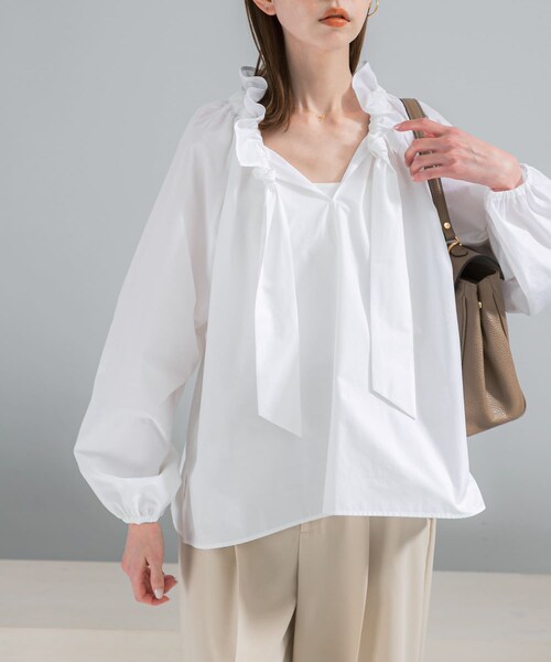 URBAN RESEARCH ROSSO（アーバンリサーチロッソ）の「フリルネックシャツブラウス（シャツ/ブラウス・レディース・WHITE/L/PURPLE/CHARCOAL・Free）」の7枚目の写真