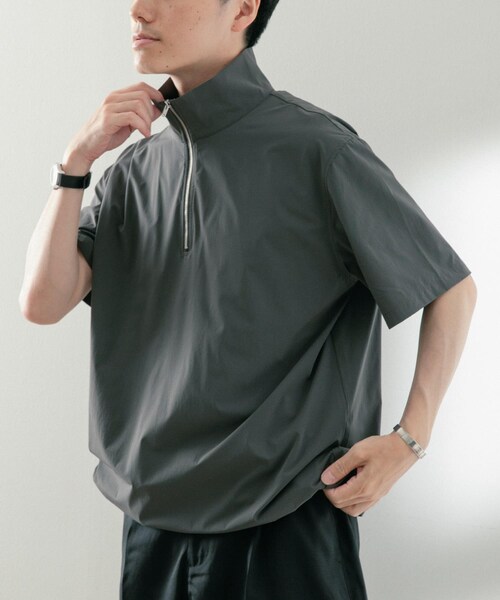 ITEMS URBANRESEARCH(アイテムズ アーバンリサーチ)の「シルキーナイロンハーフZIP多機能トップス(Tシャツ/カットソー・メンズ・CHA/BLK/NVY・M/L)」の20枚目の写真