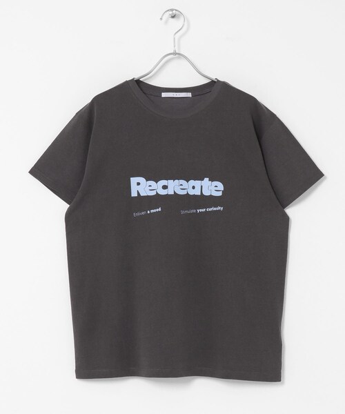 KBF（ケイビーエフ）の「ロゴプリントTEE（Tシャツ/カットソー・レディース・OFF/IVORY/CHARCOAL・One）」の9枚目の写真