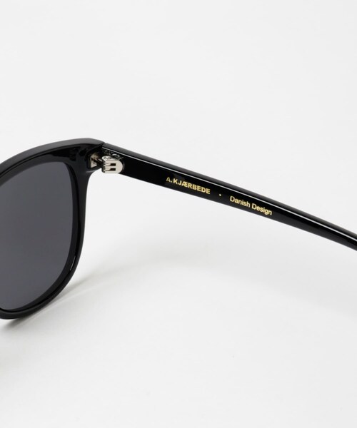 URBAN RESEARCH（アーバンリサーチ）の「A.Kjaerbede　BATE（メガネ・レディース・Champagne/Brown/Black/BK YLW/Smoke T-2・FREE）」の10枚目の写真