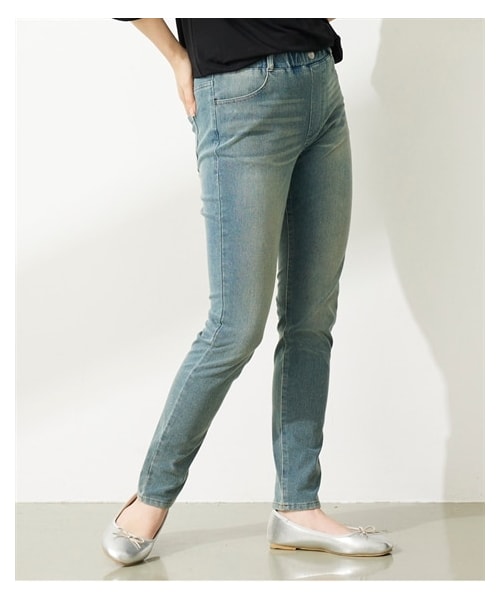 nissen（ニッセン）の「［着るヒヤロン］トリプルストレッチひんやりニットデニムスキニーパンツ（ゆったり太もも）（選べる２レングス）＜大きいサイズ有＞（パンツ・レディース・ユーズドブルー/オーバーダイベージュ/インディゴネイビー・L/LL/3L/4L/5L/6L/8L/10L）」の3枚目の写真