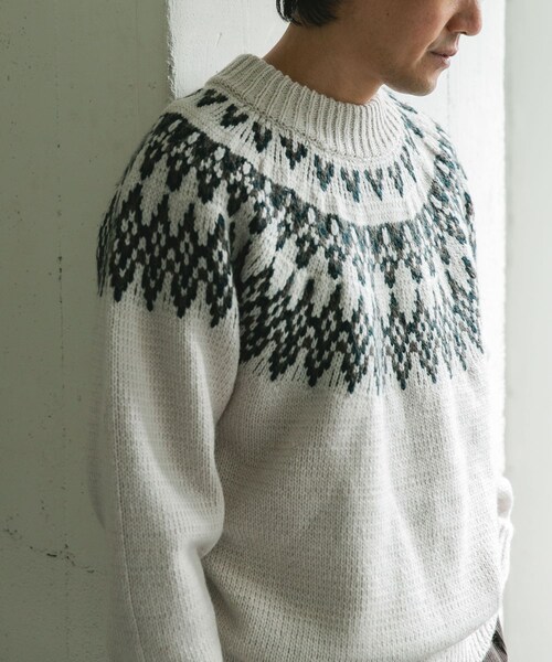 URBAN RESEARCH DOORS（アーバンリサーチドアーズ）の「求心柄モックネックニット（ニット/セーター・メンズ・OFF/BROWN/CHARCOAL・M/L）」の22枚目の写真