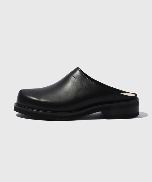 ADAM ET ROPE'(アダムエロペ)の「【foot the coacher/フット ザ コーチャー】MINIMAL CLOG(その他シューズ・メンズ・ブラック・25.0/25.5/26.0)」の3枚目の写真