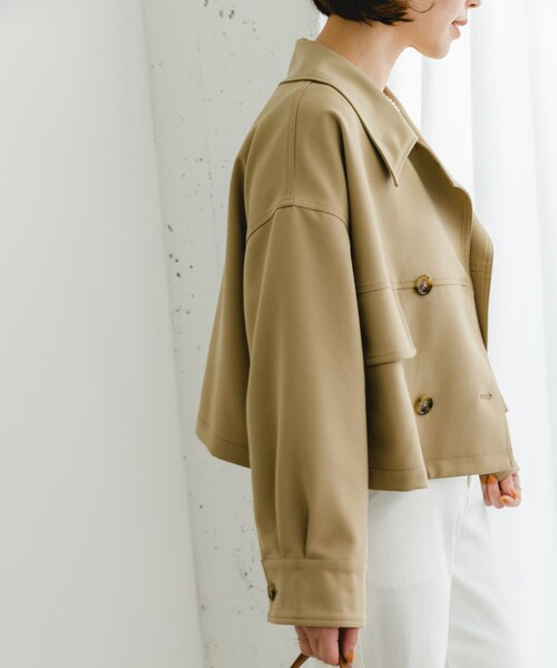 URBAN RESEARCH ROSSO（アーバンリサーチロッソ）の「F by ROSSO　ビッグカラーダブルショートコート（テーラードジャケット・レディース・BEIGE/BROWN・FREE）」の21枚目の写真