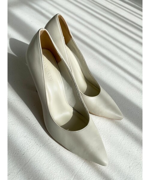RESEXXY（リゼクシー）の「ポインテッドトゥパンプス（パンプス・レディース・アイボリー/ブラック/ピンク・S/M/L）」の6枚目の写真