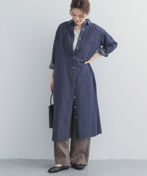 URBAN RESEARCH DOORS(アーバンリサーチドアーズ)の「ライトコットンデニムシャツワンピース(ワンピース・レディース・L.INDIGO/INDIGO・Free)」の14枚目の写真