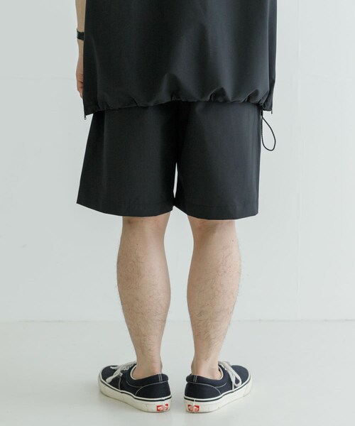 URBAN RESEARCH(アーバンリサーチ)の「『撥水/防水』Sympatex別注ShortPants(その他パンツ・メンズ・CHARCOAL/BLACK・M/L)」の20枚目の写真