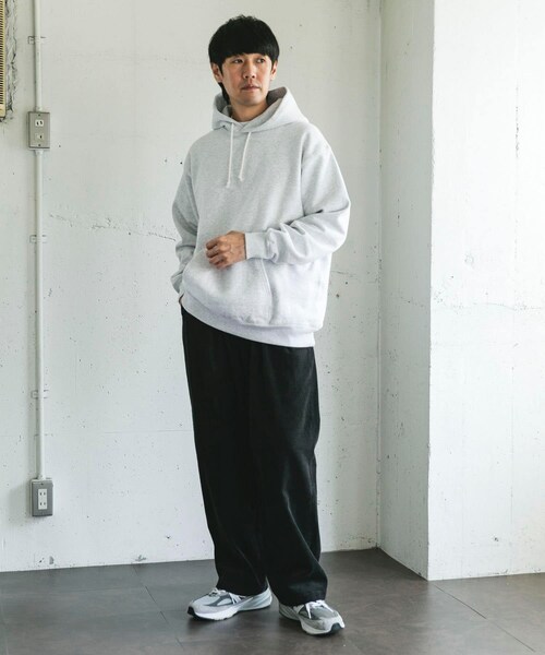 URBAN RESEARCH DOORS(アーバンリサーチドアーズ)の「裏起毛プルオーバーフーディー(パーカー・メンズ・ASH GRAY/TOP CCL・M/L)」の11枚目の写真