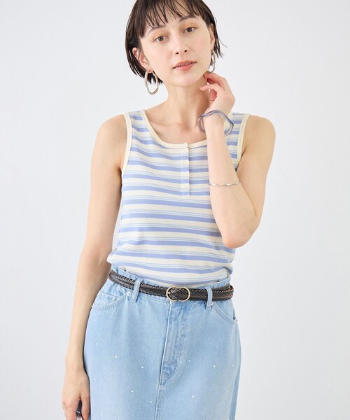 ROPE' PICNIC（ロペピクニック）の「マルチボーダーヘンリーネックタンクトップ（タンクトップ・レディース・キナリ系/ブラウン/サックス・F）」の4枚目の写真