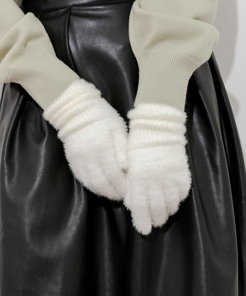 SMELLY（スメリー）の「シャギーニットロンググローブ（ベルト・レディース・L.GRY/WHT/L.BLU・-）」の8枚目の写真