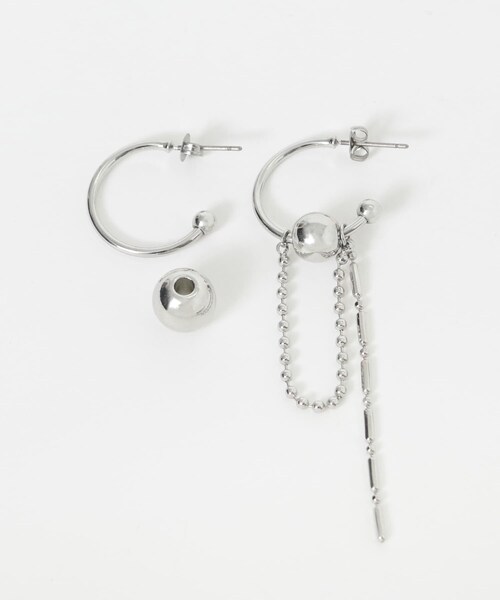 SMELLY（スメリー）の「チェーンコンビアシンメトリーピアス（ピアス（両耳用）・レディース・SLV/GLD・-）」の10枚目の写真