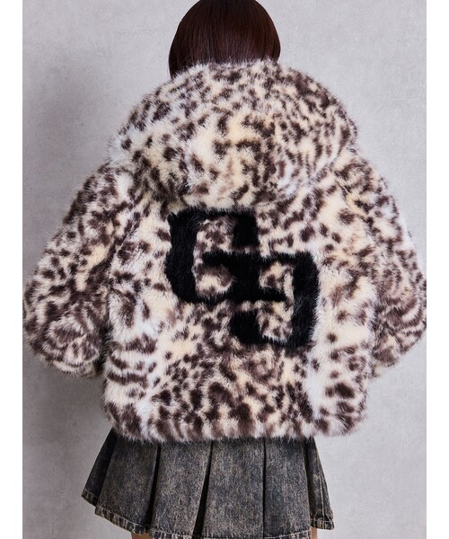 GYDA（ジェイダ）の「GGエコファーショートフードコート（ダウンジャケット/コート・レディース・アイボリー/ブラック/ミックス・F）」の9枚目の写真