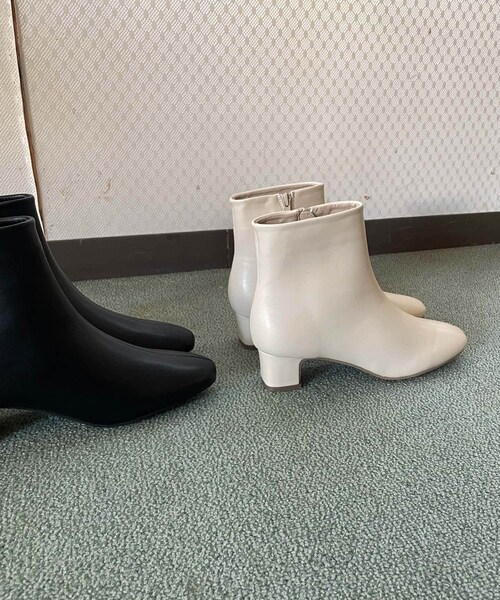 URBAN RESEARCH DOORS（アーバンリサーチドアーズ）の「ラウンドトゥブーツ（ブーツ・レディース・CREAM/BLACK・36/37/38）」の7枚目の写真