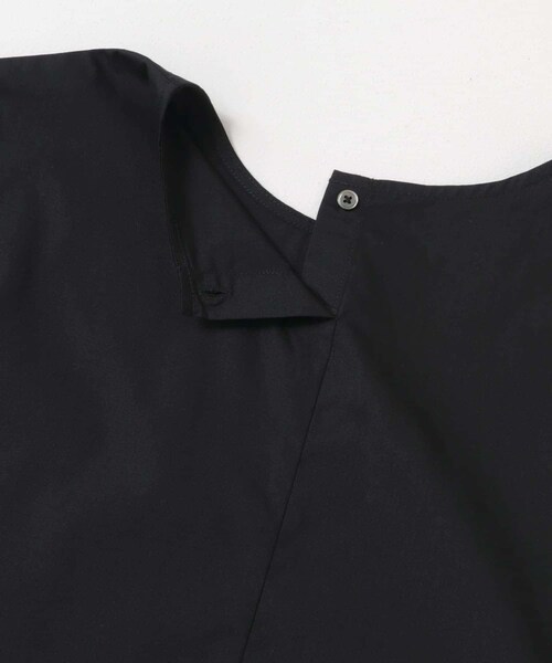 URBAN RESEARCH DOORS(アーバンリサーチドアーズ)の「『UR TECH』クルーネックプルオーバーシャツ(シャツ/ブラウス・レディース・OFF WHITE/BLACK・M)」の16枚目の写真