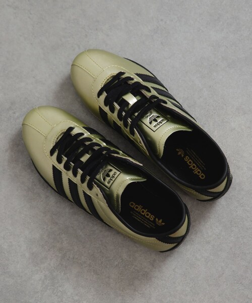 URBAN RESEARCH（アーバンリサーチ）の「adidas　TOKYO W（スニーカー・レディース・ゴールド・23.5/24/24.5/25）」の2枚目の写真