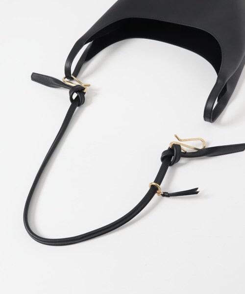 URBAN RESEARCH（アーバンリサーチ）の「NICENESS　LOWE-MIDI / ロウミディ（ショルダーバッグ・メンズ・BLACK・Free）」の6枚目の写真