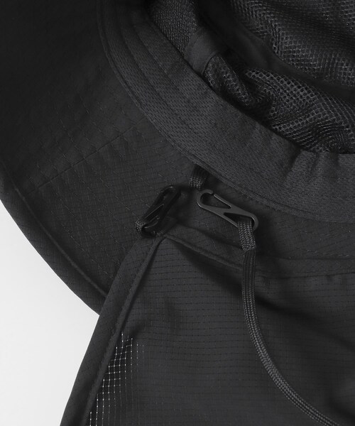 URBAN RESEARCH Sonny Label（アーバンリサーチサニーレーベル）の「ライトウエイトサンガードバケットハット（ハット・メンズ・ブラック/チャコール・One）」の8枚目の写真