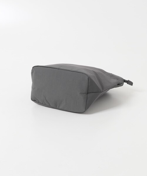 URBAN RESEARCH DOORS(アーバンリサーチドアーズ)の「EL COMMUN PLACID 保冷ランチトート(トートバッグ・メンズ・Dark Gray・-)」の9枚目の写真