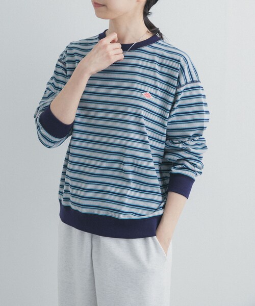 URBAN RESEARCH DOORS(アーバンリサーチドアーズ)の「DANTON SWEAT T-SHIRTS(スウェット・レディース・BLUEGRY/GREYRED・S)」の3枚目の写真