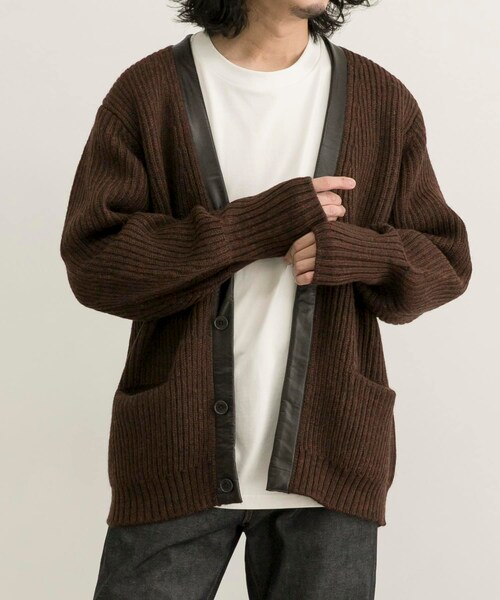 URBAN RESEARCH(アーバンリサーチ)の「COSEI 5G両畦 CARDIGAN(カーディガン/ボレロ・メンズ・BLACK/BROWN・2/3)」の12枚目の写真