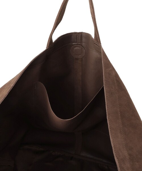 ADAM ET ROPE'(アダムエロペ)の「【J'aDoRe・一部店舗限定】【Morphee(モルフェ)】MESSENGER(OIL SUEDE)(メッセンジャーバッグ・レディース・ブラウン・F)」の10枚目の写真