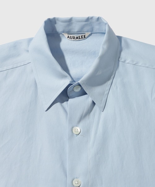 ADAM ET ROPE'(アダムエロペ)の「【AURALEE/オーラリー】WASHED FINX TWILL BIG HALF SLEEVED SHIRT(シャツ/ブラウス・メンズ・ホワイト/キナリ/カーキ/ブルー系・3/4)」の10枚目の写真