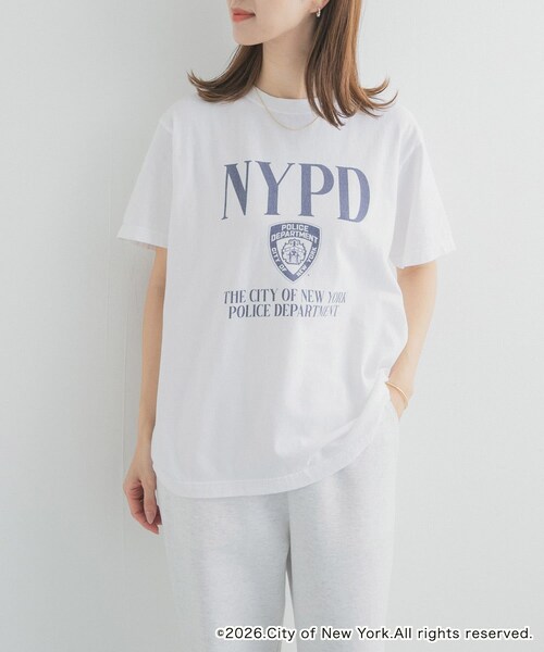URBAN RESEARCH DOORS（アーバンリサーチドアーズ）の「『別注』GOOD ROCK SPEED×DOOS　NYC NYPD T-SHIRTS（Tシャツ/カットソー・レディース・ホワイト/ブラック/アッシュ/イエロー・One）」の7枚目の写真