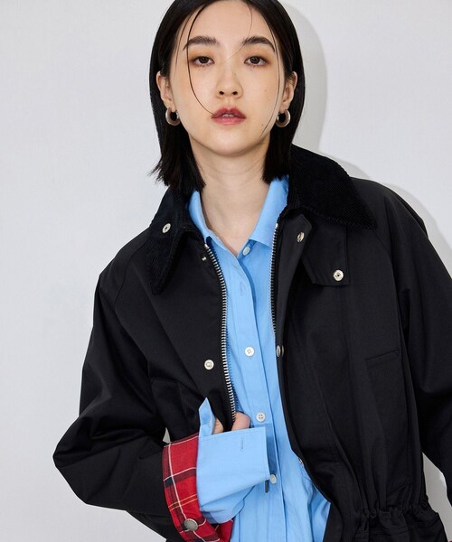 ADAM ET ROPE'(アダムエロペ)の「【Barbour for ADAM ET ROPE'】別注Shirring Bedale(その他アウター・レディース・ブラック/ベージュ・34/36)」の11枚目の写真