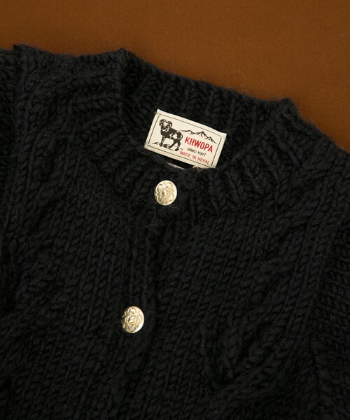 URBAN RESEARCH DOORS（アーバンリサーチドアーズ）の「『別注』KHWOPA×DOORS　ニットカーディガン（カーディガン/ボレロ・レディース・GRAY/NAVY・one）」の10枚目の写真