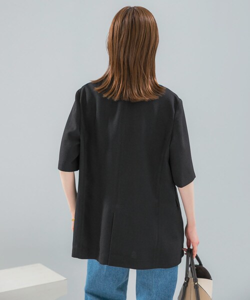 URBAN RESEARCH ROSSO（アーバンリサーチロッソ）の「防シワ リネンライクハーフスリーブジャケット（テーラードジャケット・レディース・L.BEIGE/BLACK・36/38）」の5枚目の写真
