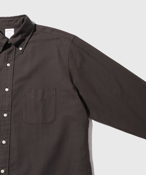 ADAM ET ROPE'(アダムエロペ)の「《別注》【Brooks Brothers/ブルックス ブラザーズ】EX NOIR OX BD SHIRTS(シャツ/ブラウス・メンズ・チャコール・L/M/S)」の17枚目の写真