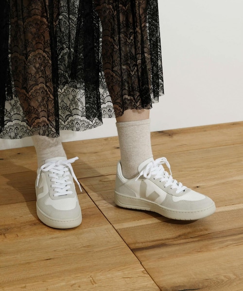THE GOODLAND MARKET(ザグッドランドマーケット)の「veja V10 MESH-23(スニーカー・メンズ・NATURAL/NAUTICO・36/37/38/39/41/42/43)」の1枚目の写真