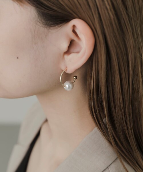 SMELLY（スメリー）の「チェーンコンビアシンメトリーピアス（ピアス（両耳用）・レディース・SLV/GLD・-）」の11枚目の写真