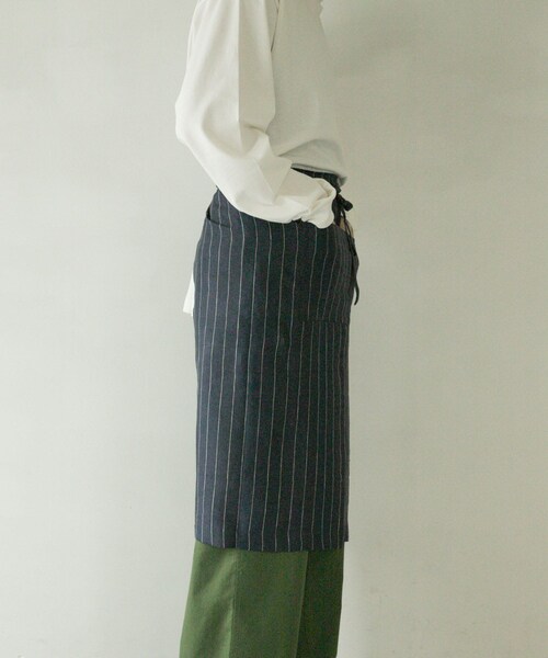 URBAN RESEARCH DOORS（アーバンリサーチドアーズ）の「DOORS LIVING PRODUCTS　ギャルソンエプロン（キッチンツール・メンズ・NVY×WHT/BEIGE/OFF×BLK・one）」の7枚目の写真
