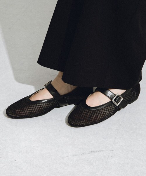 URBAN RESEARCH Sonny Label（アーバンリサーチサニーレーベル）の「メッシュストラップフラットシューズ（その他シューズ・レディース・ブラック/オフ・S/M/L）」の15枚目の写真