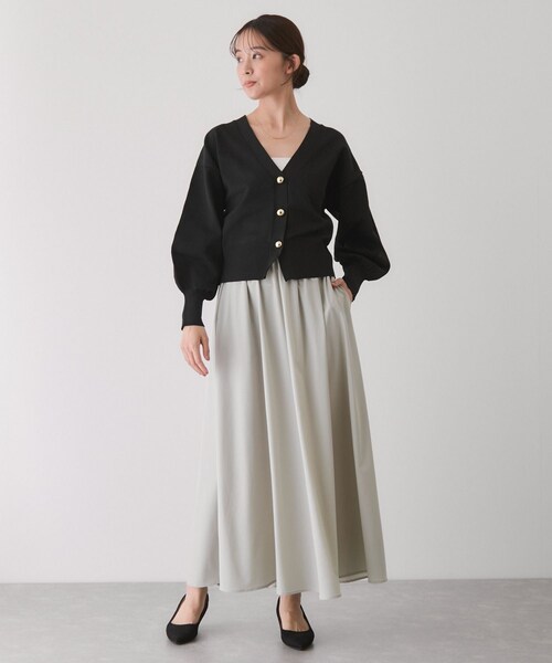 Jayro（ジャイロ）の「Vネックカーディガン（カーディガン/ボレロ・レディース・ブラック/チャコール/グレー/オフホワイト/ダークブラウン・M）」の10枚目の写真