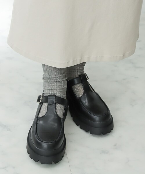 SENSE OF PLACE by URBAN RESEARCH（センスオブプレイスバイアーバンリサーチ）の「Tストラップボリュームソールシューズ（ドレスシューズ・レディース・BLACK/IVORY/D.BROWN・S/M/L）」の4枚目の写真