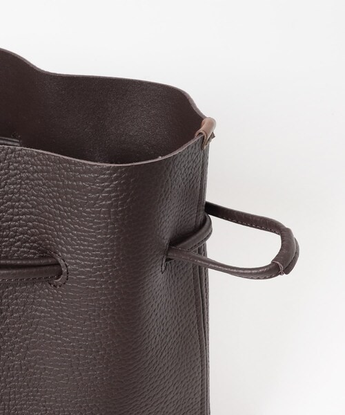 URBAN RESEARCH（アーバンリサーチ）の「Hender Scheme　BUCKET BAG（その他雑貨・メンズ・Black/Dark Brown/Taupe/Navy・Free）」の12枚目の写真