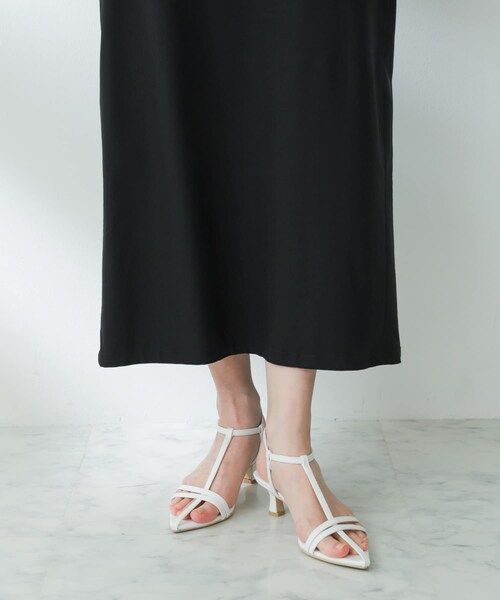 SENSE OF PLACE by URBAN RESEARCH(センスオブプレイスバイアーバンリサーチ)の「ポインテッドナローストラップサンダル(サンダル・レディース・BLACK/WHITE/SILVER・S/M/L)」の7枚目の写真