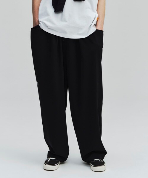 URBAN RESEARCH(アーバンリサーチ)の「SEE SEE SUPER WIDE TAPERED PANTS(その他パンツ・メンズ・BLACK/L GREY/D NAVY・M/L/XL/XXL)」の10枚目の写真