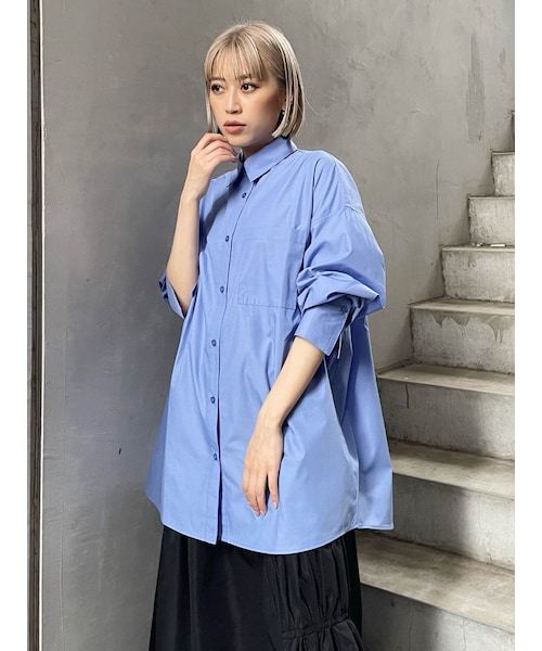 MURUA（ムルーア）の「ベーシックオーバーシャツ（シャツ/ブラウス・レディース・ホワイト/ブルー/ミックス・F）」の2枚目の写真