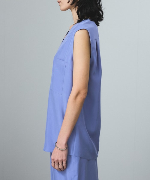 ADAM ET ROPE'（アダムエロペ）の「[25SS]GENTLE SILKジレ【セットアップ対応】（ベスト・レディース・ブラック/ベージュ/ブルー・F）」の18枚目の写真