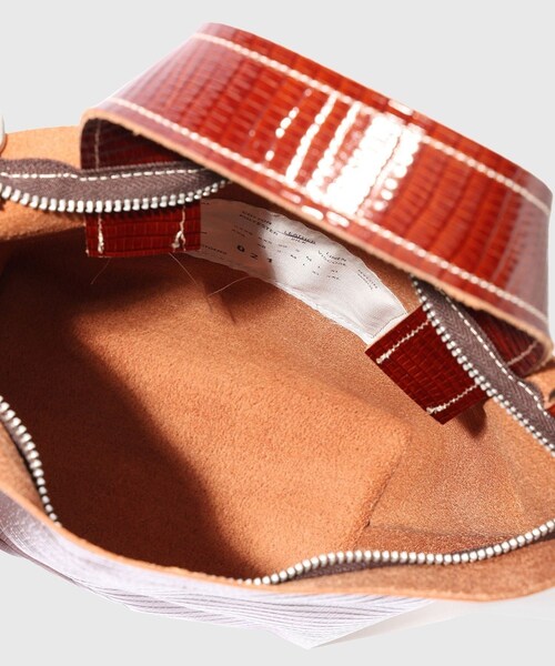 ADAM ET ROPE'(アダムエロペ)の「【CAMIEL FORTGENS/カミエル フォートヘンス】LEATHER MINI SHOPPER(ショルダーバッグ・メンズ・ダークブラウン・F)」の8枚目の写真