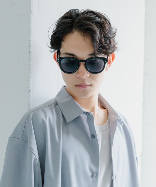 SENSE OF PLACE by URBAN RESEARCH(センスオブプレイスバイアーバンリサーチ)の「『ユニセックス』ボストンサングラス(メガネ・メンズ・BLACK/GRAY/YELLOW/CLEAR・one)」の12枚目の写真