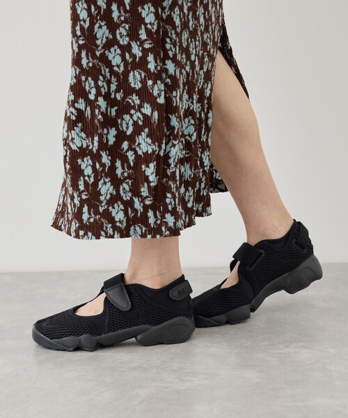 ROPE' PICNIC(ロペピクニック)の「【NIKE/ナイキ】AIR RIFT MESH(サンダル・レディース・ブラック・23.0/24.0)」の6枚目の写真