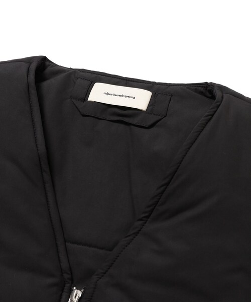 ADAM ET ROPE'（アダムエロペ）の「【mfpen/エムエフペン】Padded Vest（ベスト・メンズ・ブラック・L/M）」の5枚目の写真