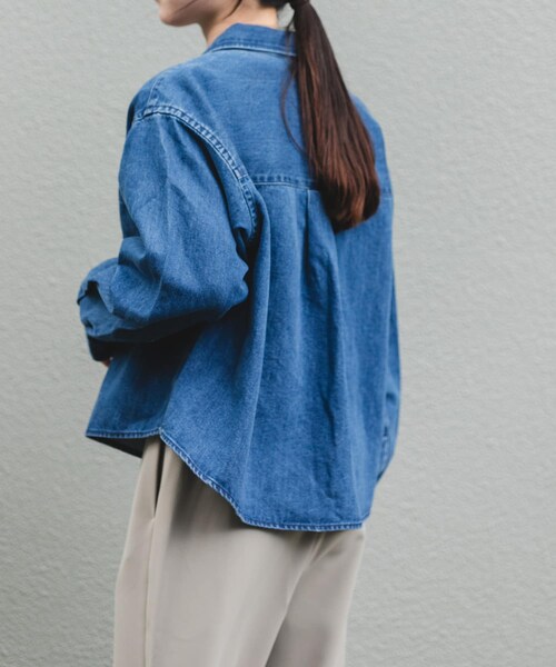 URBAN RESEARCH DOORS(アーバンリサーチドアーズ)の「FORK&SPOON ペーパーブレンドデニムシャツ(シャツ/ブラウス・レディース・BLUE/BLACK・1)」の15枚目の写真