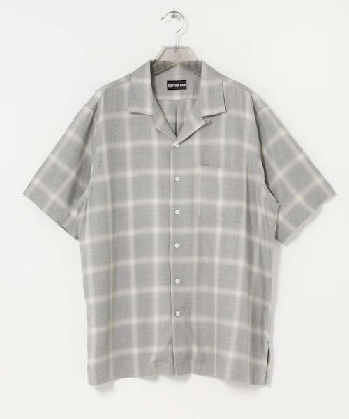 URBAN RESEARCH(アーバンリサーチ)の「COTTON PAN SOHOオンブレシャツショートスリーブ(シャツ/ブラウス・メンズ・GRAY/RED×BLK・2/3)」の1枚目の写真