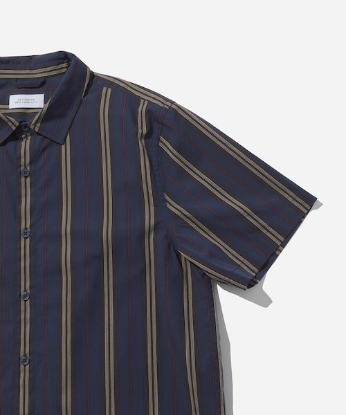 Saturdays NYC（サタデーズ ニューヨークシティ ）の「Bruce Stripe SS Shirt（シャツ/ブラウス・メンズ・ホワイト/レッド/ネイビー・M/L/XL/XS/S）」の19枚目の写真